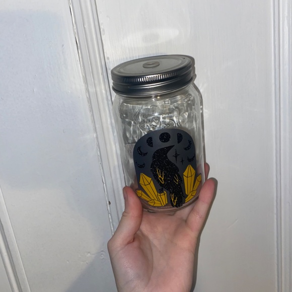 Mason jar cup with raven and diamonds - Picture 2 of 3